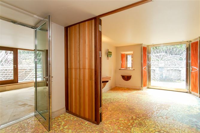 Harlech House, Harlech Downs, Clonskeagh, Dublin 14