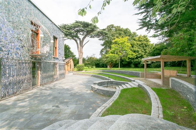 Harlech House, Harlech Downs, Clonskeagh, Dublin 14