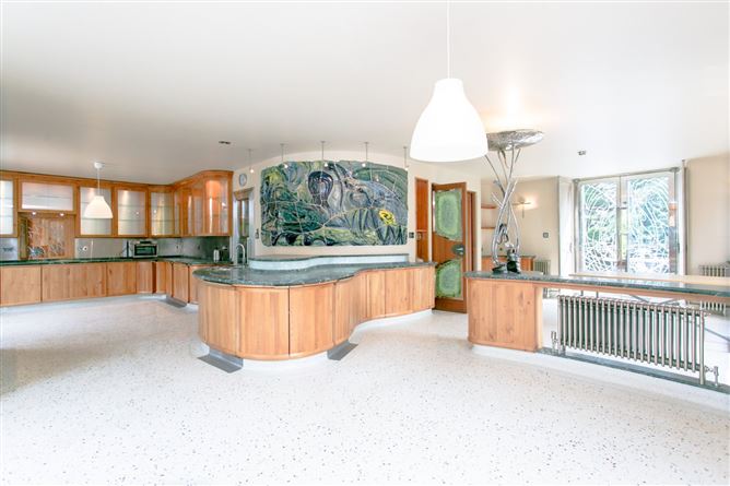 Harlech House, Harlech Downs, Clonskeagh, Dublin 14