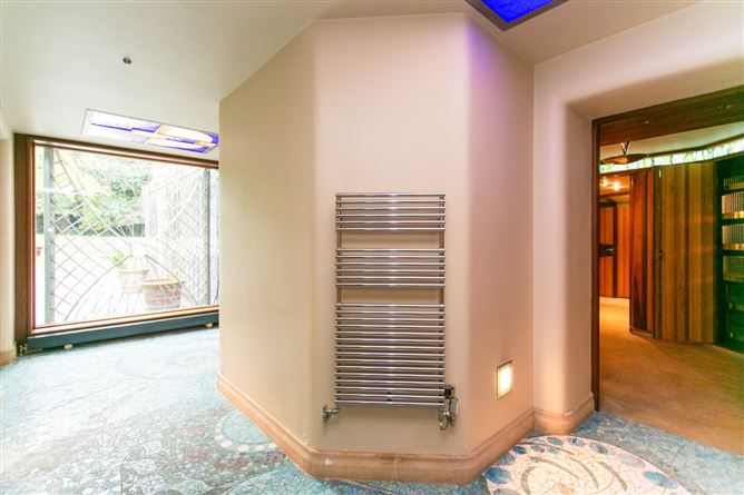 Harlech House, Harlech Downs, Clonskeagh, Dublin 14