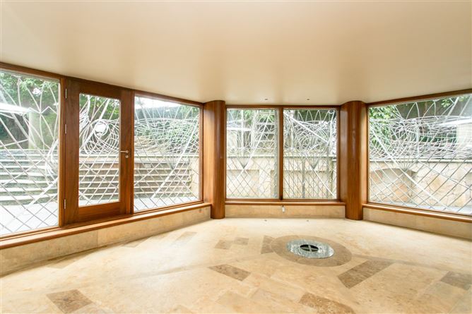 Harlech House, Harlech Downs, Clonskeagh, Dublin 14