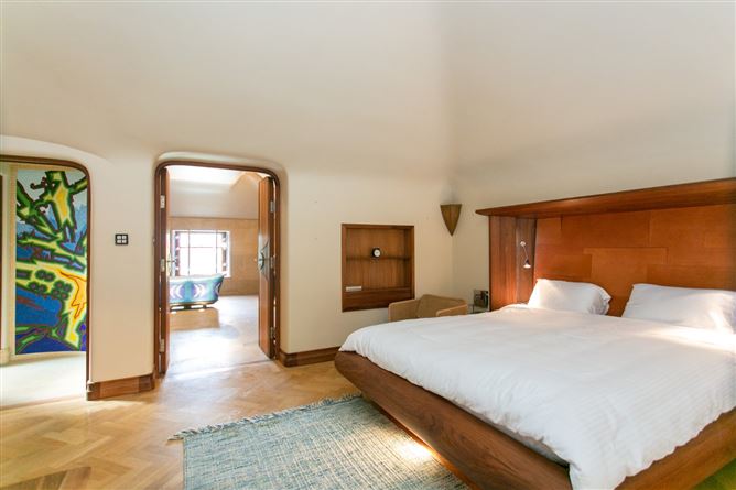 Harlech House, Harlech Downs, Clonskeagh, Dublin 14