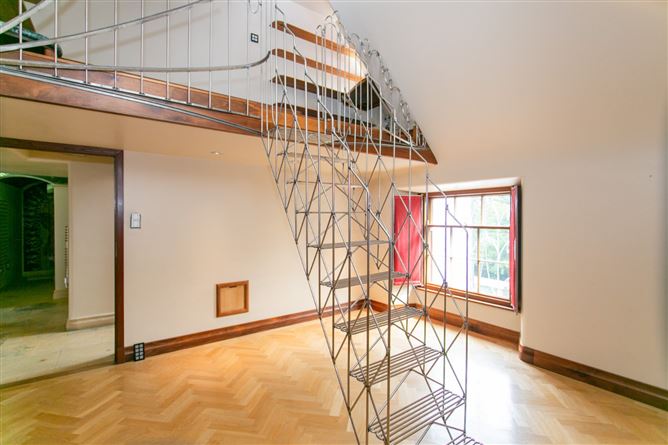 Harlech House, Harlech Downs, Clonskeagh, Dublin 14