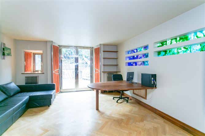 Harlech House, Harlech Downs, Clonskeagh, Dublin 14