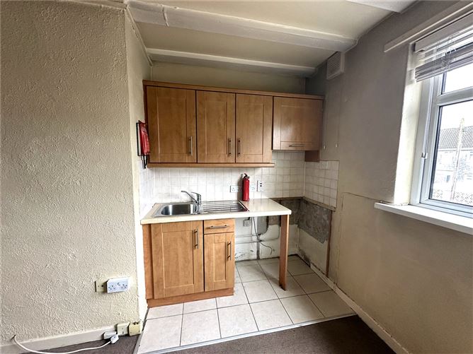11 Montrose House, Whitestrand Park, Salthill, Galway City