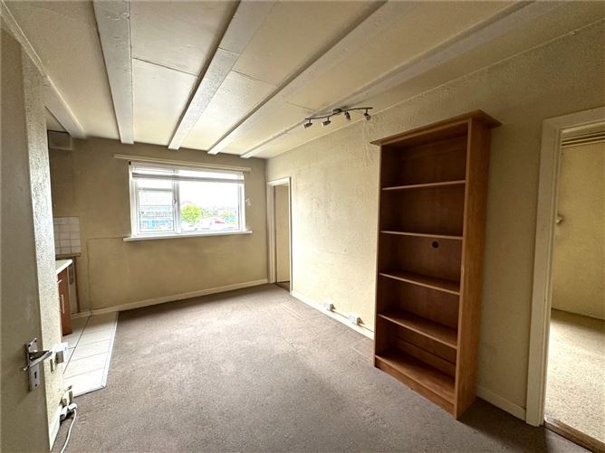 11 Montrose House, Whitestrand Park, Salthill, Galway City