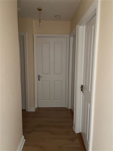 8 Castlewood Bridge St, Mallow, Cork