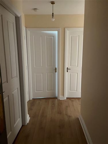 8 Castlewood Bridge St, Mallow, Cork
