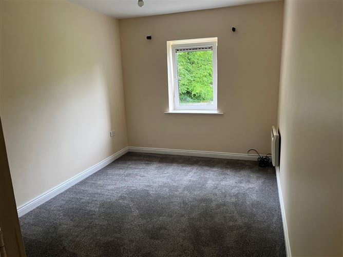 8 Castlewood Bridge St, Mallow, Cork