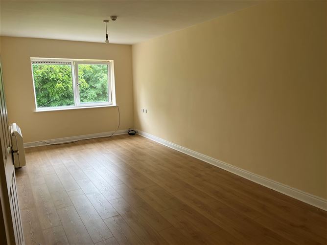 8 Castlewood Bridge St, Mallow, Cork