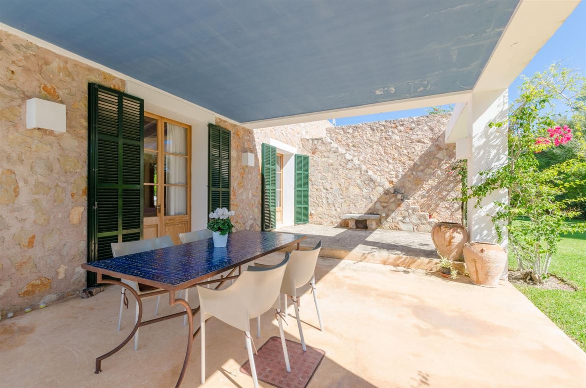 Cariño,Cala Bona, Balearic Islands, Spain