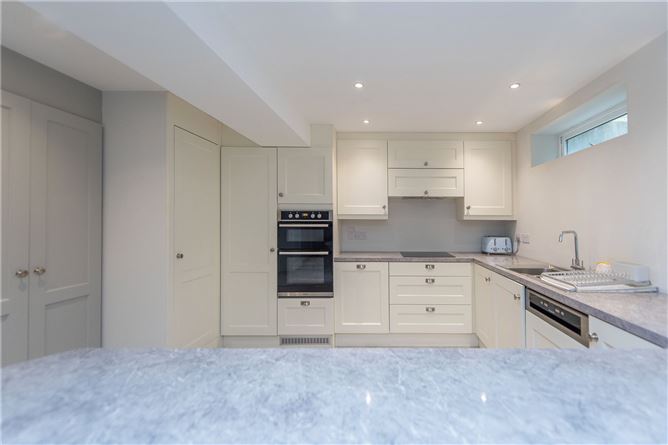 Photo 25 of 38 — 10 Saint Claire's, Taylor's Hill Road, Taylor's Hill, Galway