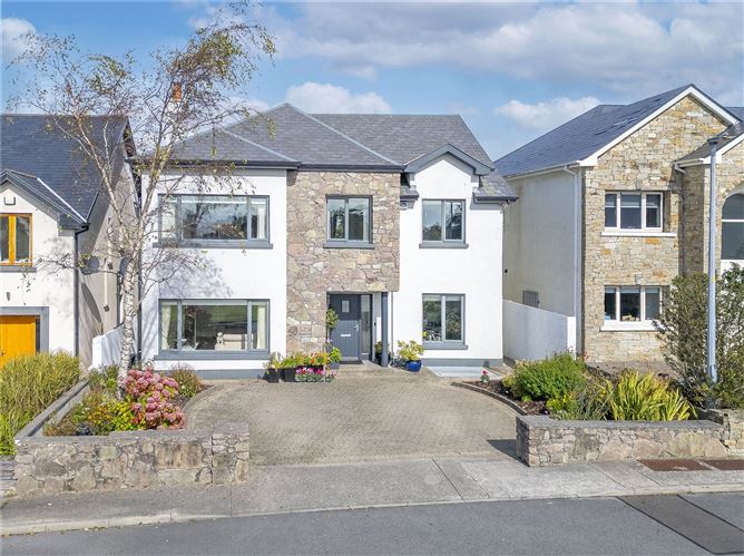 10 Saint Claire's, Taylor's Hill Road, Taylor's Hill, Galway