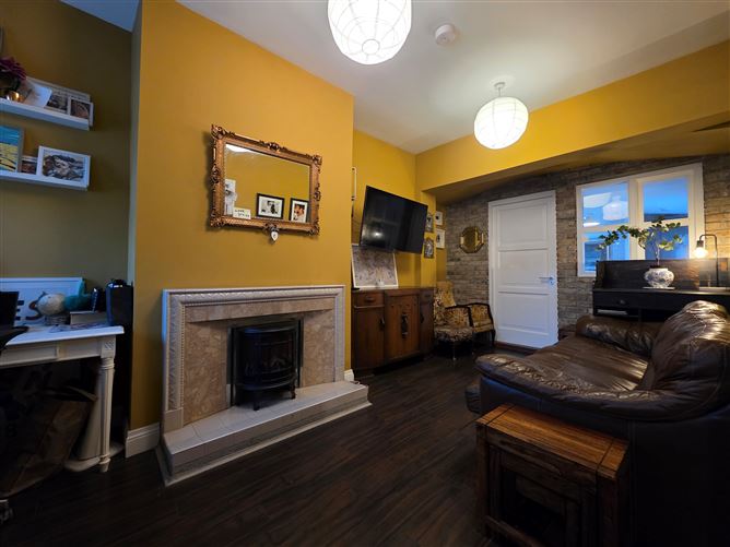 3 Pembroke Cottages, Ringsend, Dublin 4