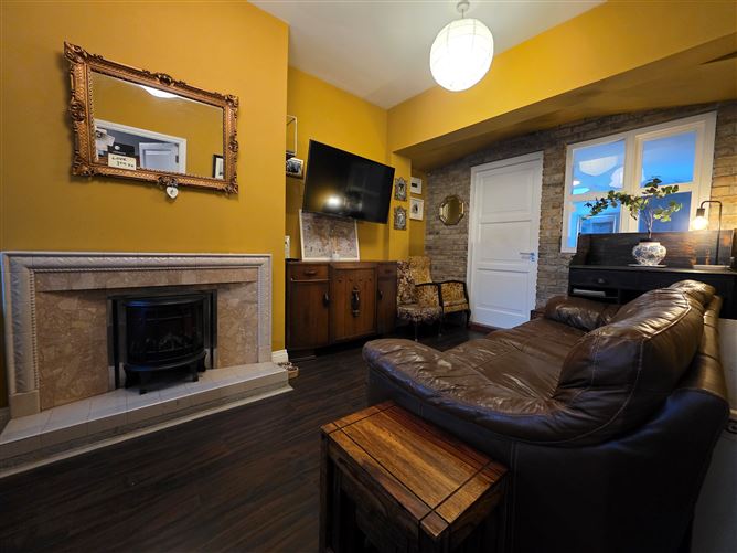 3 Pembroke Cottages, Ringsend, Dublin 4