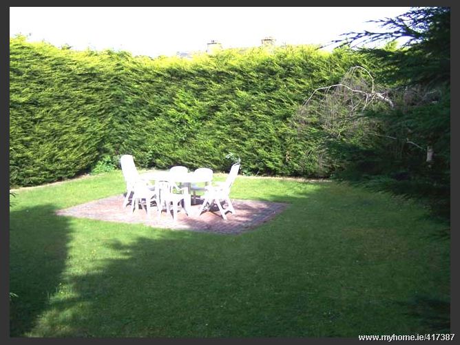 2 Glenaulin Drive, Chapelizod, Dublin 20