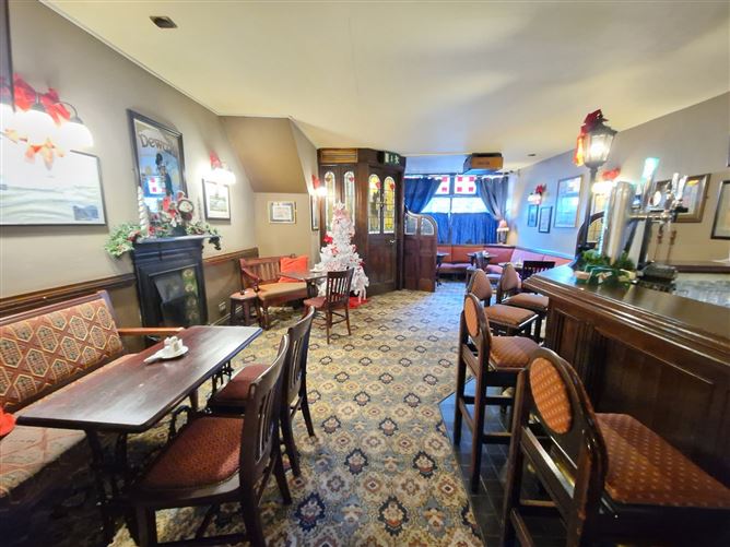 Kellys Bar & Restaurant, 26 Henry Street, Kilrush, Co. Clare