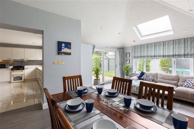 2 Glencairn Glade, The Gallops, Leopardstown, Dublin 18