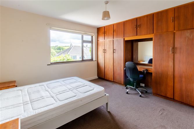 38 Halldene Drive, Bishopstown, Cork