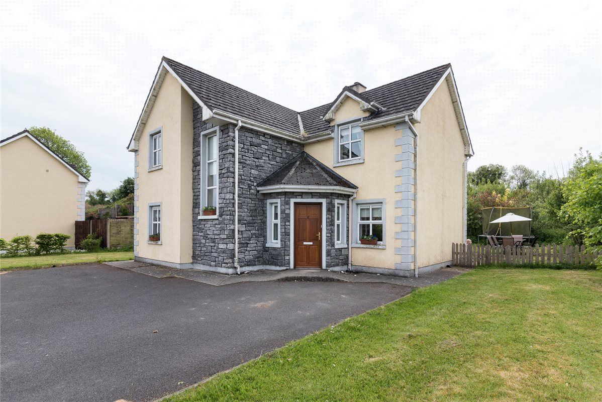 6 St Johns, Ballinalee, Co.Longford. DNG McGill 4763387 MyHome.ie