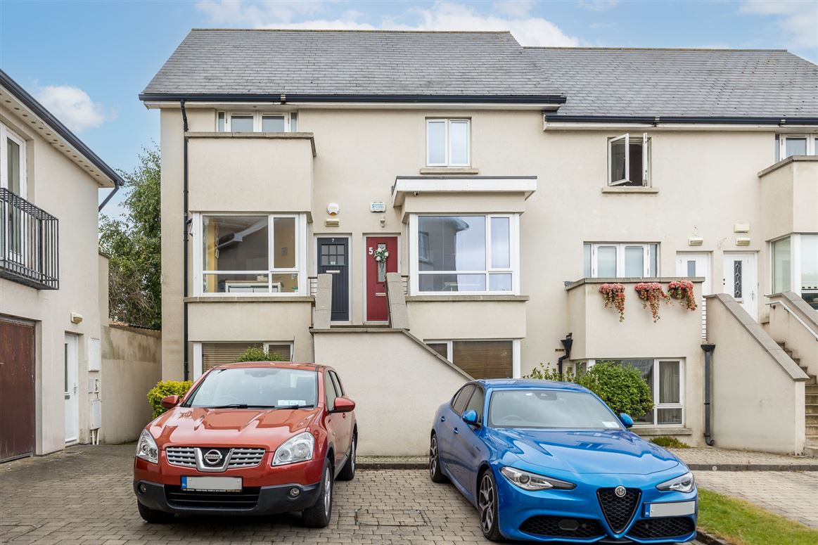 7 The Crescent, Robswall, Malahide, County Dublin