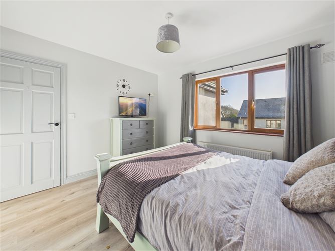 8 Inchicronan, Crusheen, Ennis, Co. Clare