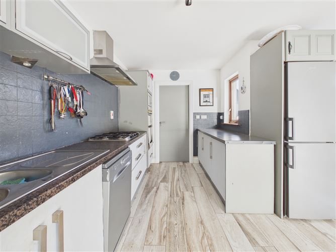 8 Inchicronan, Crusheen, Ennis, Co. Clare