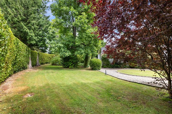 Photo 34 of 39 — Kilteragh House, 6 Kilteragh Pines, Foxrock, Dublin 18