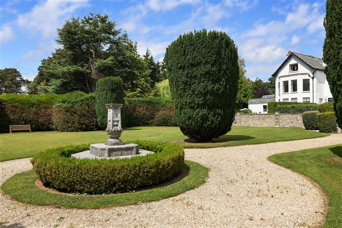 Photo 31 of 39 — Kilteragh House, 6 Kilteragh Pines, Foxrock, Dublin 18