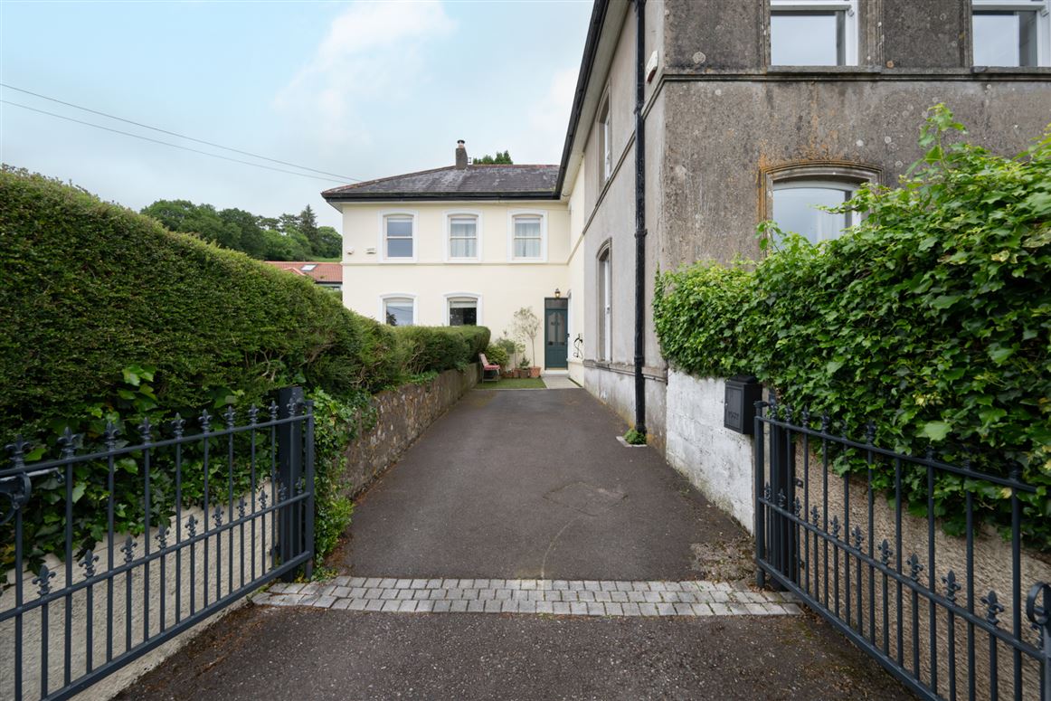 2 Hollymount, Lee Road, Cork