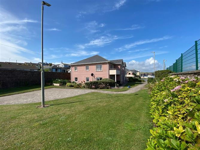 Apartment 17 Shanoon Point, Convent Road, Dunmore East, Waterford