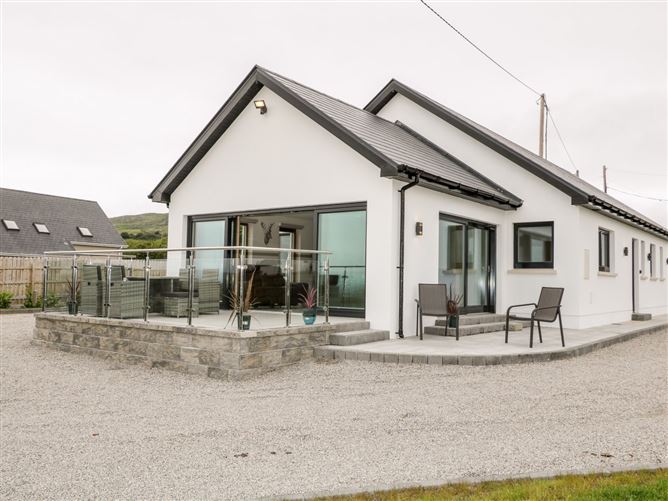 Traeannagh Bay House,Traeannagh Bay House, Meenacross, Dungloe,  Donegal, F94 YE83, Ireland