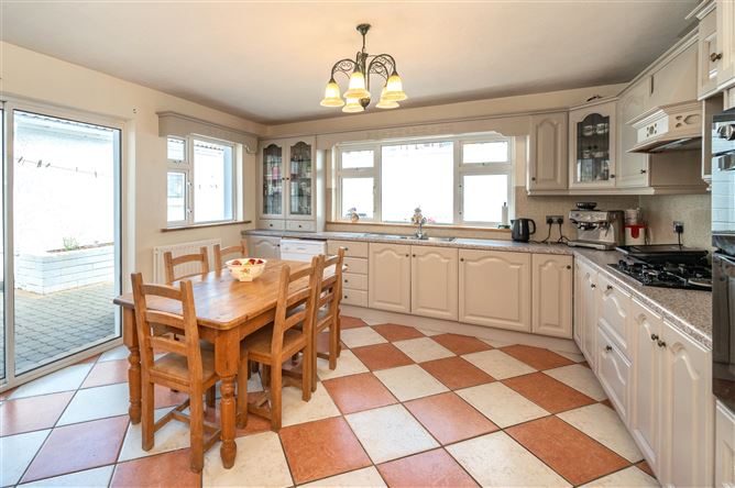 33 Wyndham Downs, Ballincollig, Co. Cork