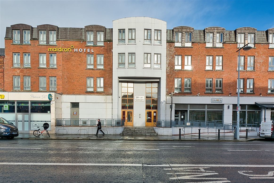 Canal Gardens Apartments Fasci Garden