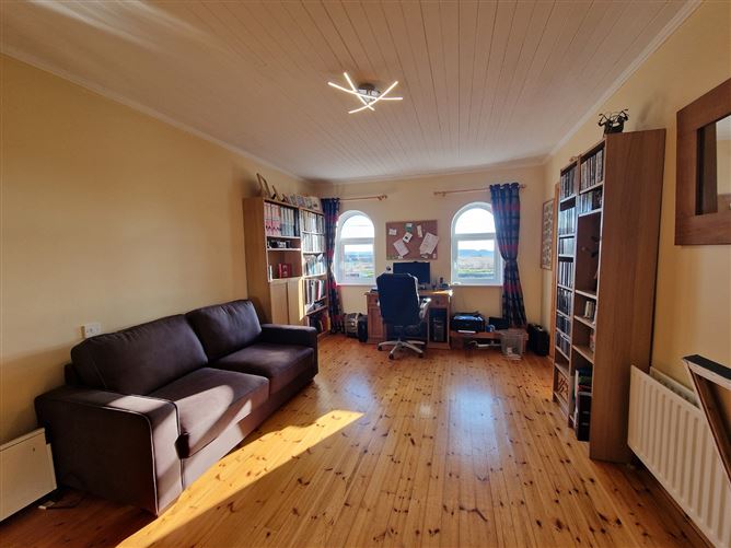 Mountain View, Kilfenora Road, Lisdoonvarna, Co. Clare