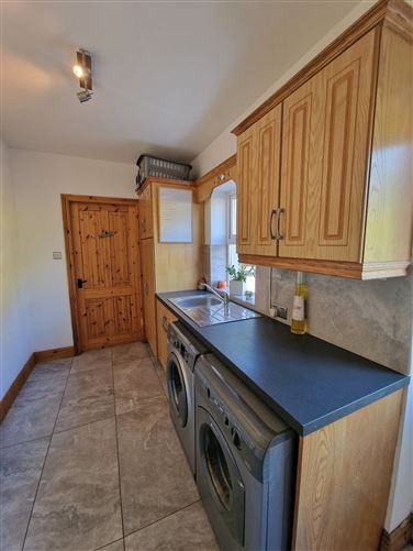 Mountain View, Kilfenora Road, Lisdoonvarna, Co. Clare