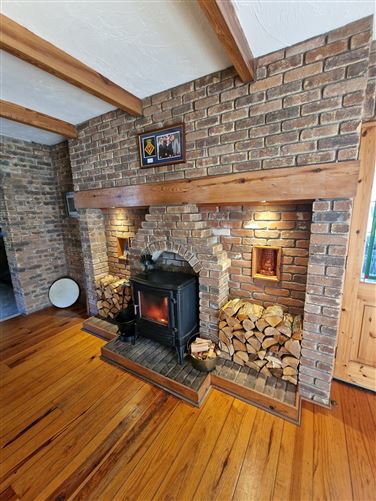 Mountain View, Kilfenora Road, Lisdoonvarna, Co. Clare