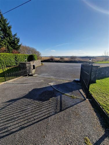 Mountain View, Kilfenora Road, Lisdoonvarna, Co. Clare