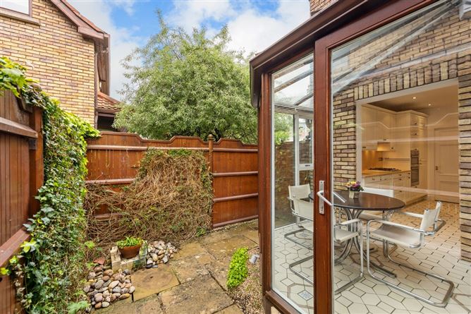 62 Shrewsbury Park, Ballsbridge, Dublin 4