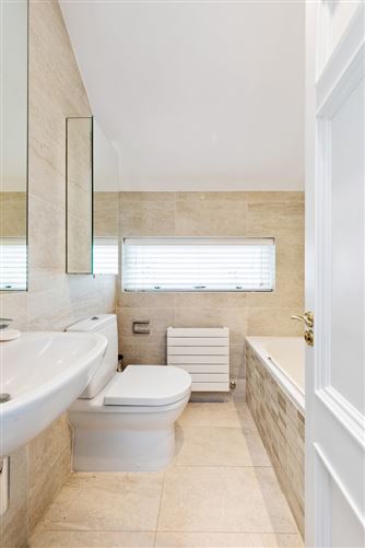 62 Shrewsbury Park, Ballsbridge, Dublin 4
