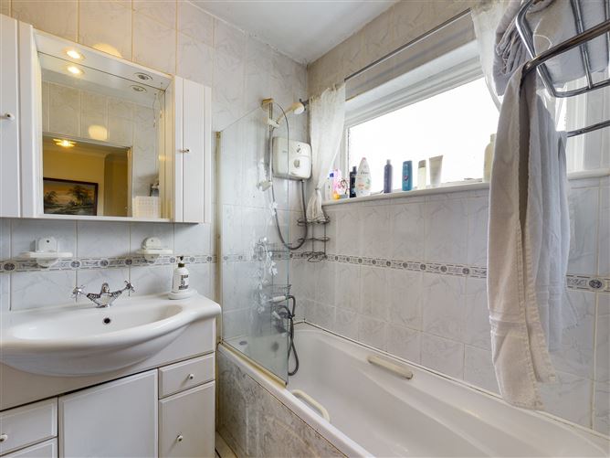 62 Grange Heights, Johns Hill, Waterford City, Waterford