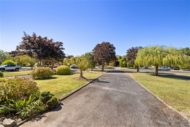 8 Hillcourt Park, Glenageary, Dublin, Glenageary, Dublin