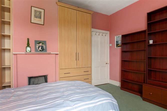 8 Seapoint Avenue, Blackrock, Co. Dublin