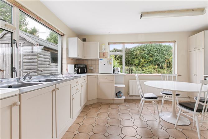 8 Seapoint Avenue, Blackrock, Co. Dublin
