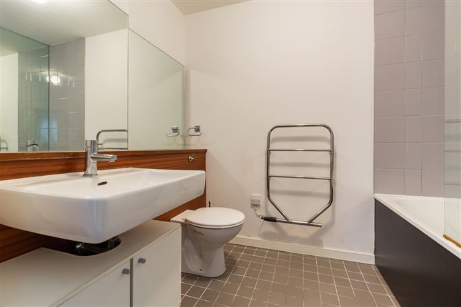49 Clearwater Court South, Royal Canal Park, Ashtown, Dublin 15