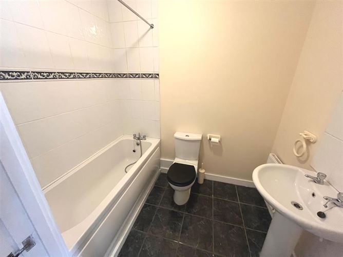 11 Millrace Green, Saggart, Co. Dublin