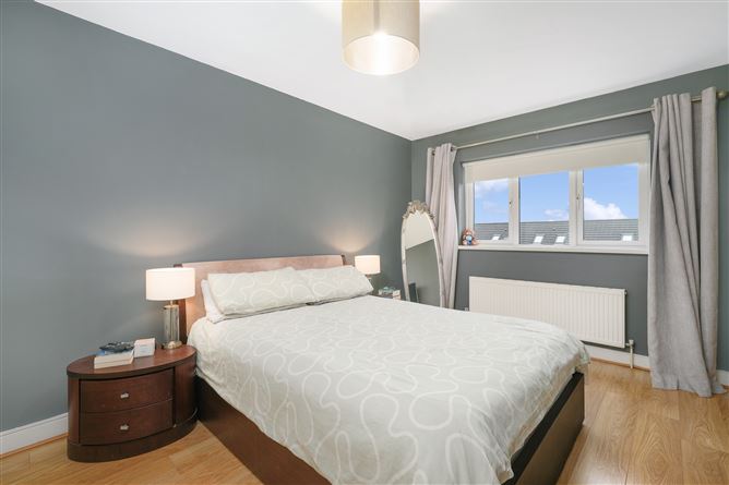 75 Deerpark Place, Kiltipper, Dublin 24