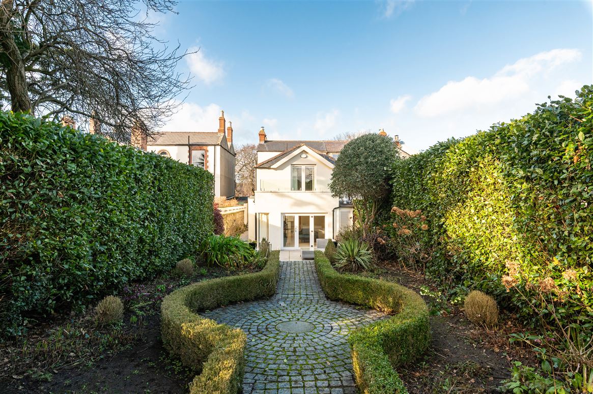 Brighton Square, Rathgar, Dublin 6