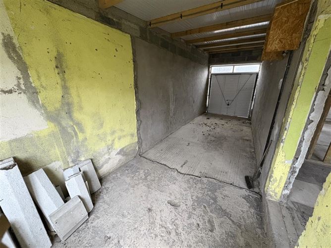 94 Moorefield Park, Newbridge, Co. Kildare