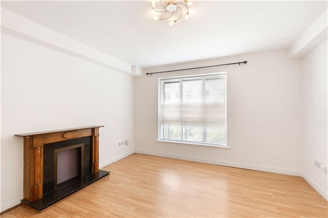 124 Kingscourt, Parnell Street, Dublin 1